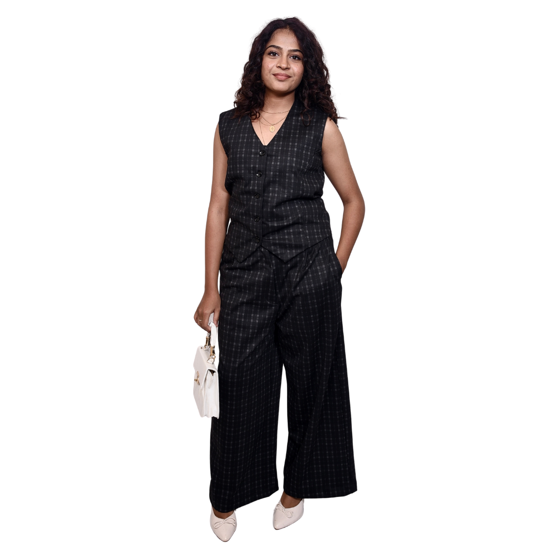 Home signature black pinstripe vest set